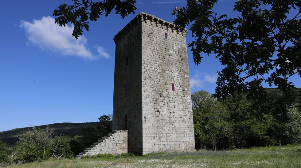 Porqueira, a torre de vigia do vale de Limia